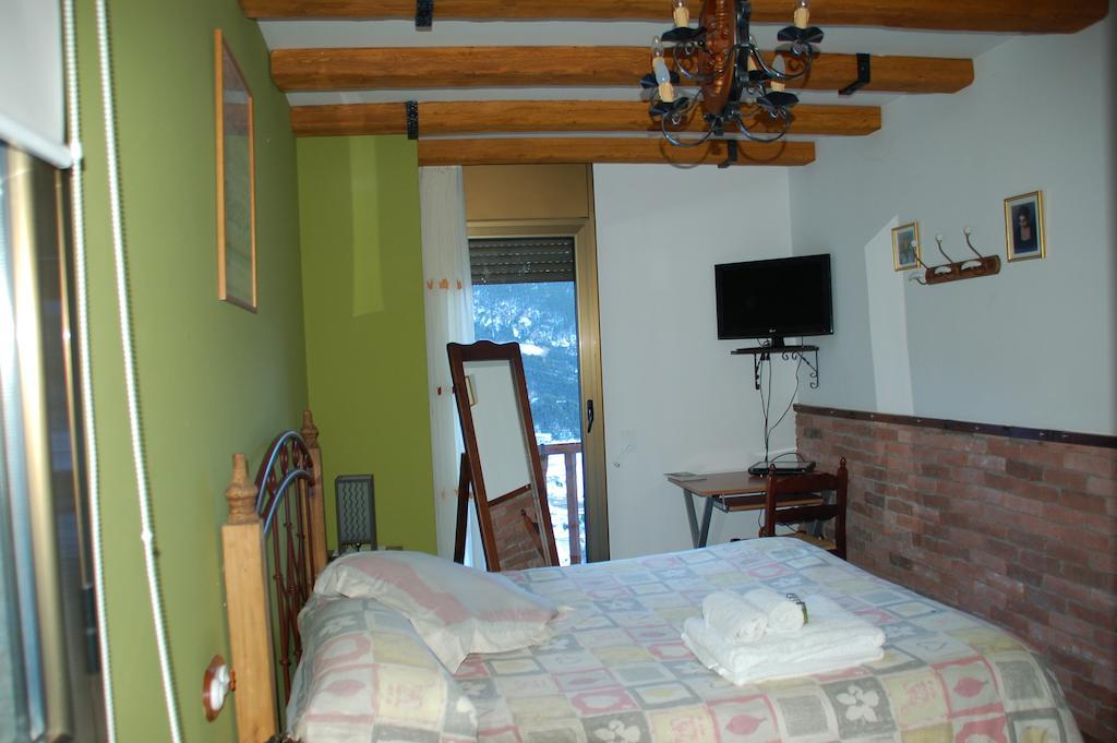 Casa Rural Restaurant Borda Patxeta Canillo Quarto foto