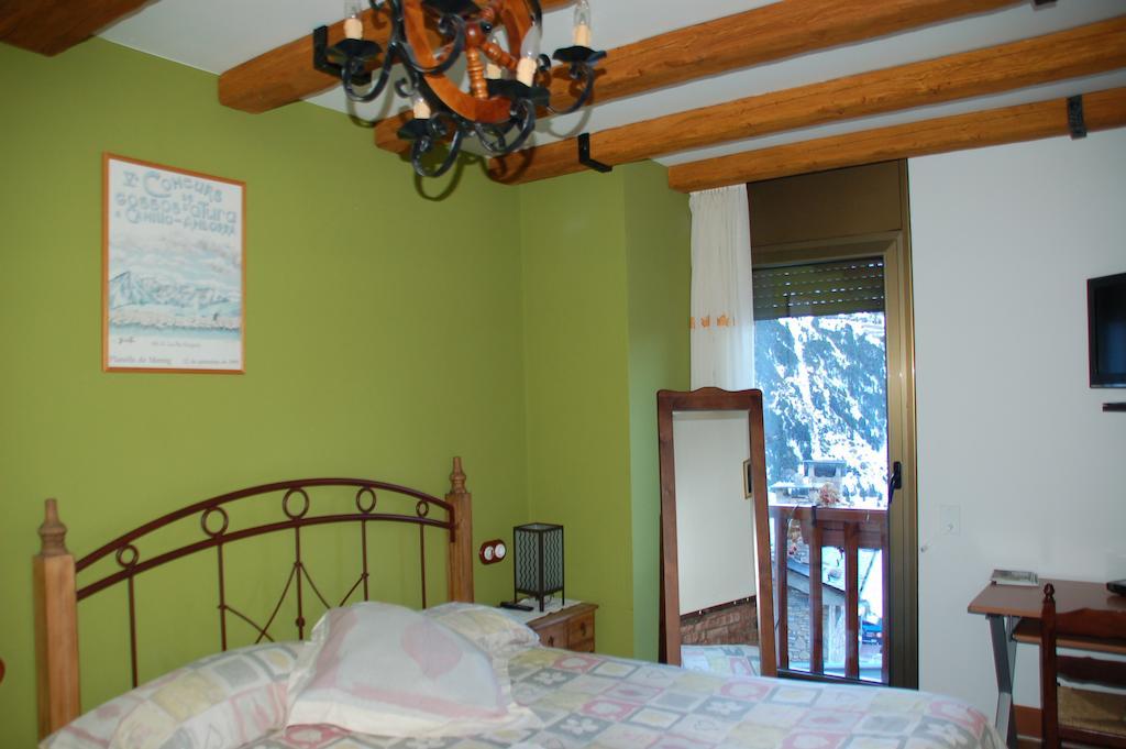 Casa Rural Restaurant Borda Patxeta Canillo Quarto foto